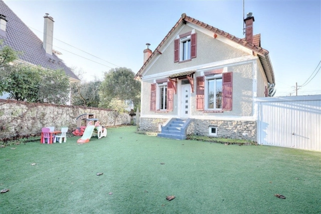 Maison à vendre 4 pièces de 110 m² à Saint-Maur-des-Fossés