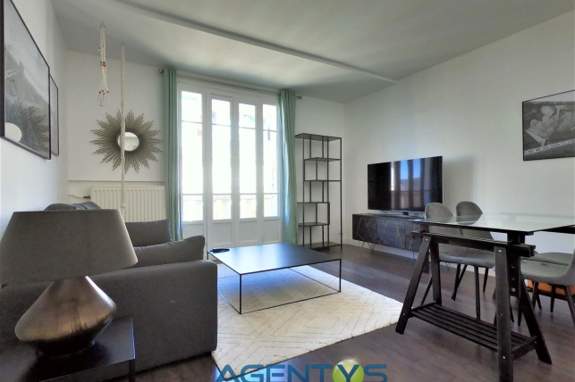 Appartement à louer 2 pièces de 44 m² à Saint-Maur-des-Fossés