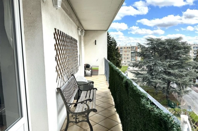 Appartement à vendre 4 pièces de 75,96 m² à Villiers-sur-Marne