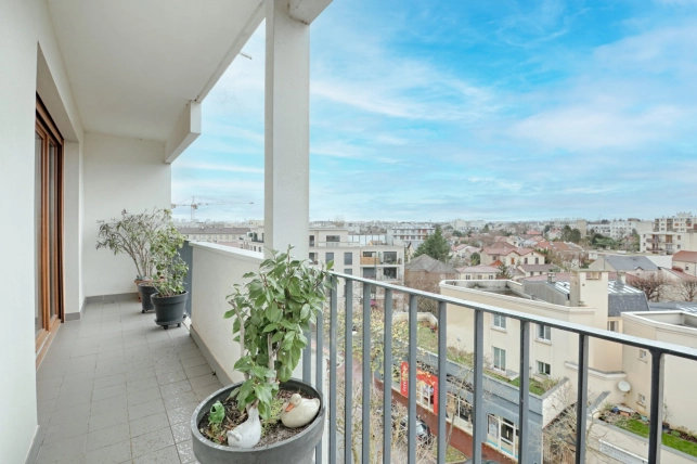 Appartement à vendre 5 pièces de 94 m² à Saint-Maur-des-Fossés