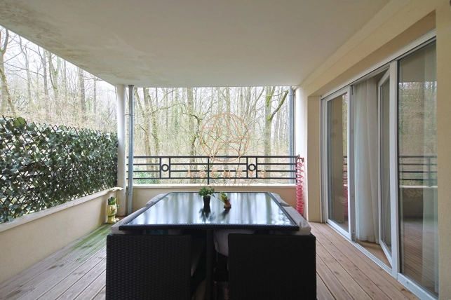 Appartement à vendre 4 pièces de 74 m² à Le Plessis-Trévise