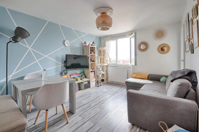 Appartement à vendre 3 pièces de 55 m² à Saint-Maur-des-Fossés