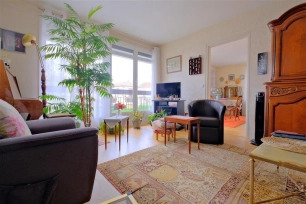 Appartement à vendre 5 pièces de 99,7 m² à Saint-Maur-des-Fossés