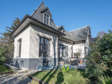 Maison à vendre 6 pièces de 150 m² à Nogent-sur-Marne