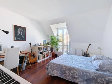 Maison à vendre 7 pièces de 136 m² à Saint-Maur-des-Fossés