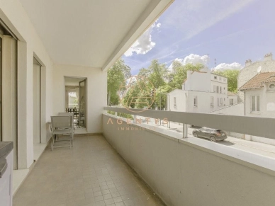 Appartement à vendre 5 pièces de 105,65 m² à Nogent-sur-Marne