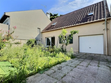 Maison à vendre 5 pièces de 130 m² à Chennevières-sur-Marne