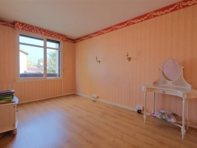 Appartement à vendre 5 pièces de 99,7 m² à Saint-Maur-des-Fossés