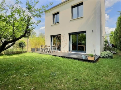 Maison à vendre 7 pièces de 133 m² à Chennevières-sur-Marne