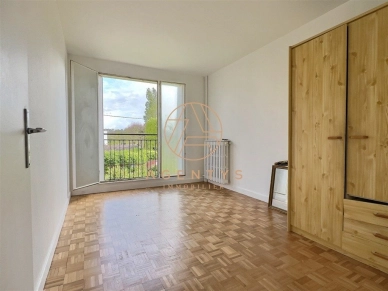 Appartement à vendre 3 pièces de 63 m² à Saint-Maur-des-Fossés