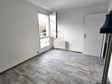 Appartement à vendre 4 pièces de 83 m² à Pontault-Combault