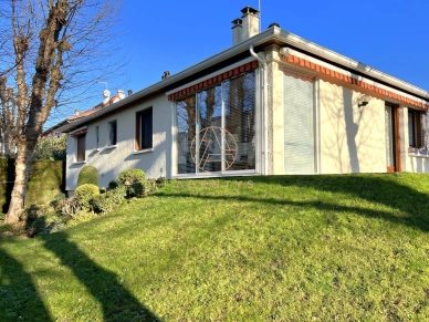 Maison à vendre 5 pièces de 105 m² à Le Plessis-Trévise