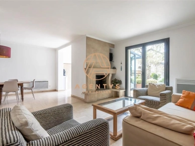 Maison à vendre 7 pièces de 130 m² à Nogent-sur-Marne