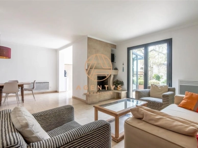 Maison à vendre 7 pièces de 130 m²