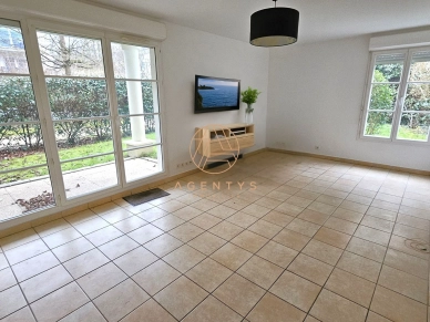 Appartement à vendre 3 pièces de 64 m² à Le Plessis-Trévise