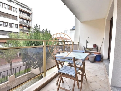 Appartement à vendre 3 pièces de 75 m² à Saint-Maur-des-Fossés