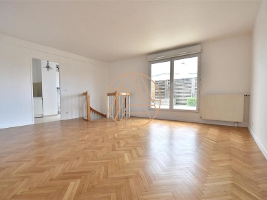 Appartement à vendre 4 pièces de 88 m² à Saint-Maur-des-Fossés