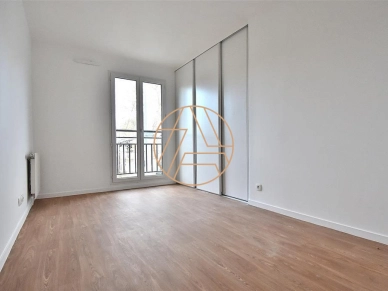 Appartement à vendre 4 pièces de 88 m² à Saint-Maur-des-Fossés