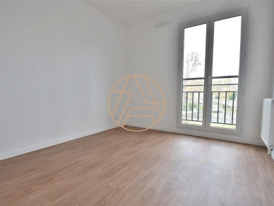 Appartement à vendre 4 pièces de 88 m² à Saint-Maur-des-Fossés