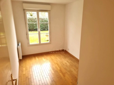 Appartement à vendre 3 pièces de 57 m² à Le Plessis-Trévise