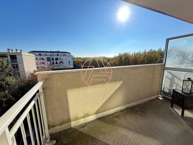 Appartement à vendre 3 pièces de 66,5 m² à Saint-Maur-des-Fossés