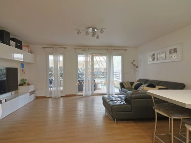 Appartement à vendre 4 pièces de 74 m² à Le Plessis-Trévise