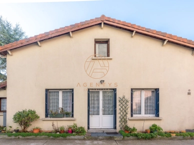 Maison à vendre 3 pièces de 60,85 m² à Nogent-sur-Marne