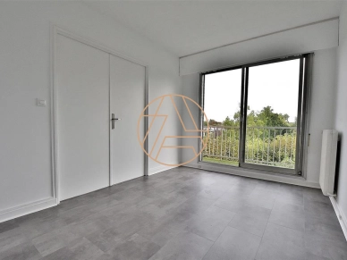 Appartement à vendre 2 pièces de 38,8 m² à Saint-Maur-des-Fossés