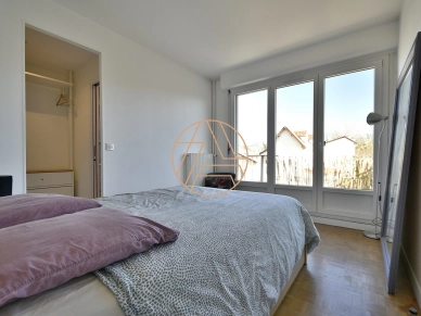 Appartement à vendre 2 pièces de 42 m² à Saint-Maur-des-Fossés