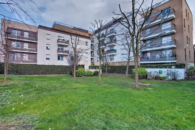 Appartement à vendre 2 pièces de 43,11 m² à Boissy-Saint-Léger